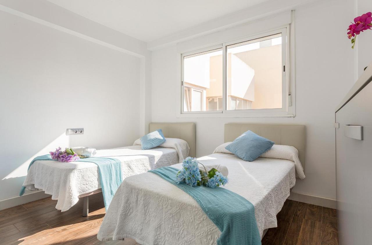 Atico Avda Cadiz Playa Apartment Екстериор снимка